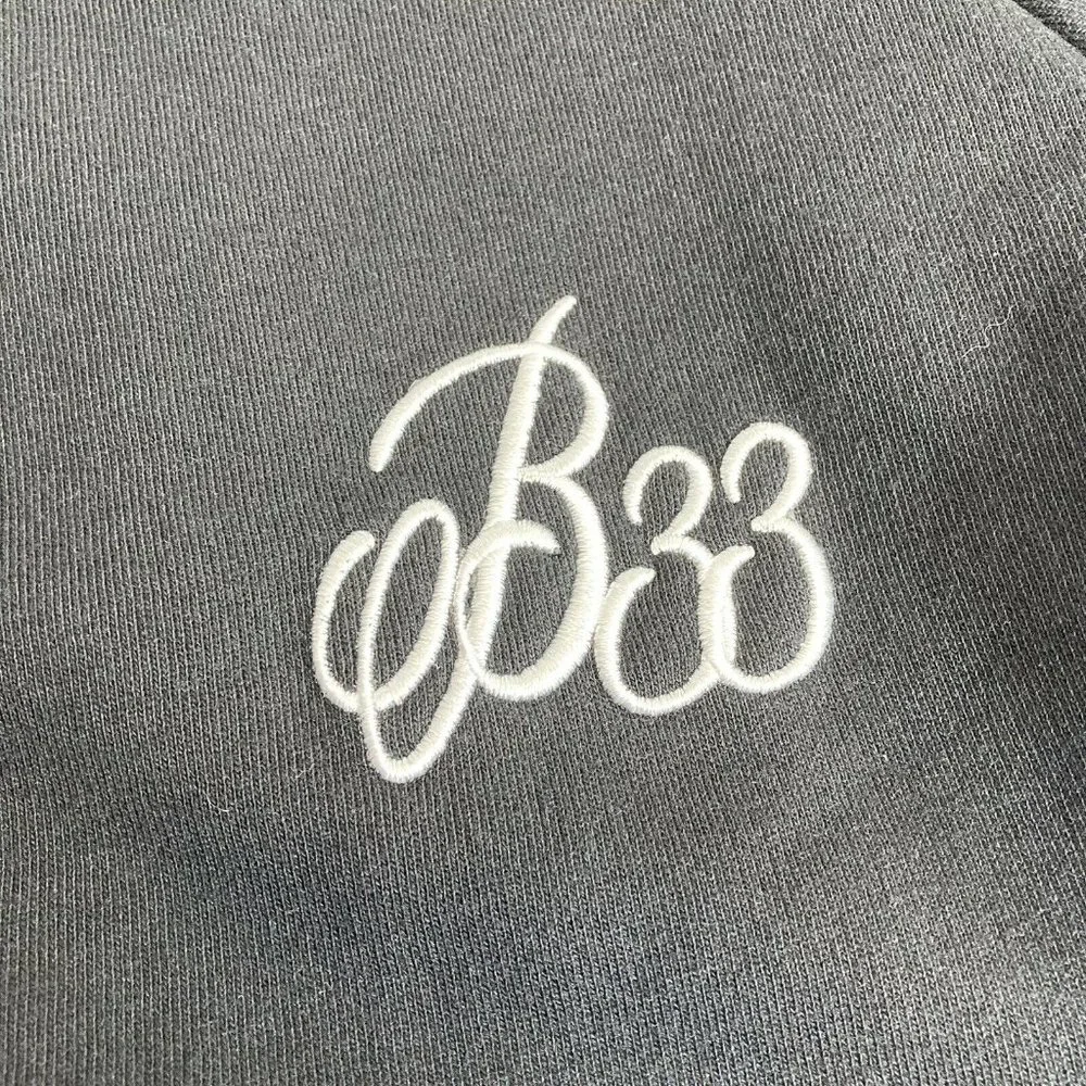 Bee Inspired Brand Signature Crew Sweatshirt B33 Black Medium Athletic Unisex